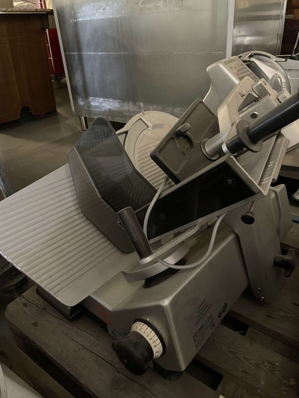 Bizerba gravity feed slicer SE 12 D